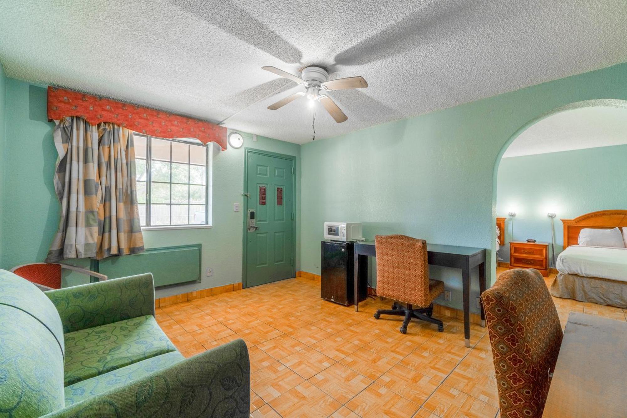 Lone Star Inn & Suites By Oyo Harlingen Tx Kültér fotó