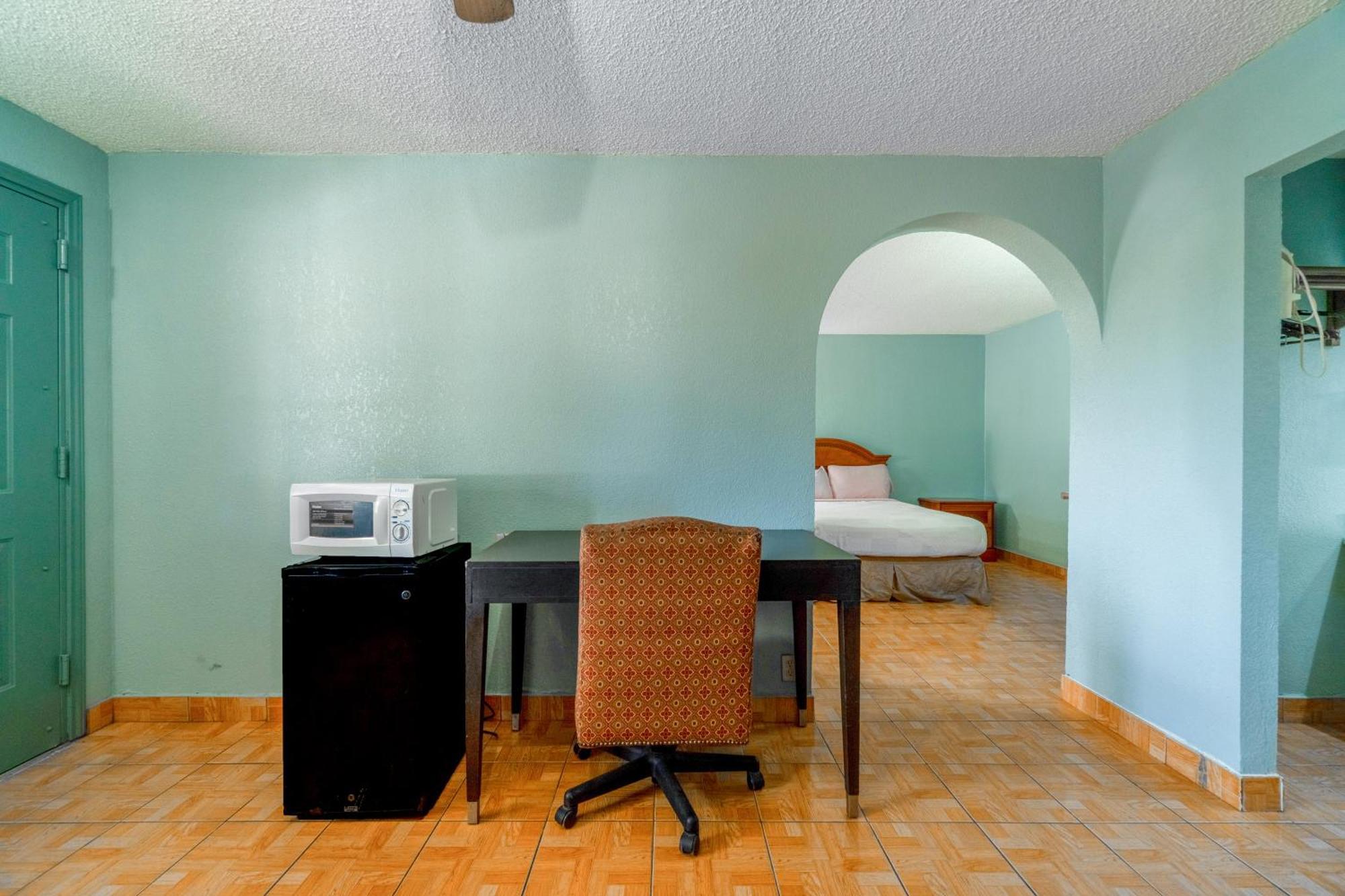Lone Star Inn & Suites By Oyo Harlingen Tx Kültér fotó