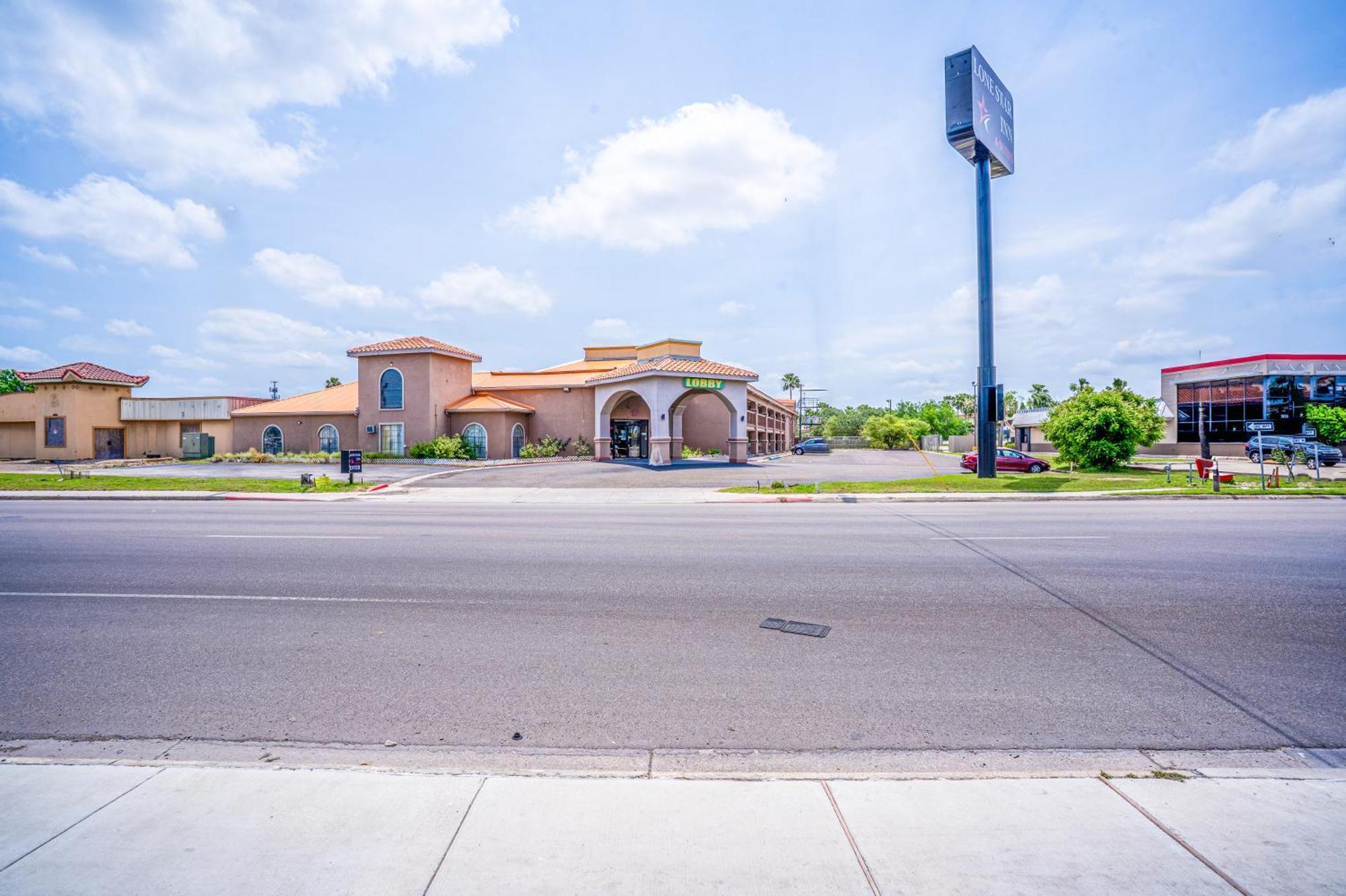 Lone Star Inn & Suites By Oyo Harlingen Tx Kültér fotó