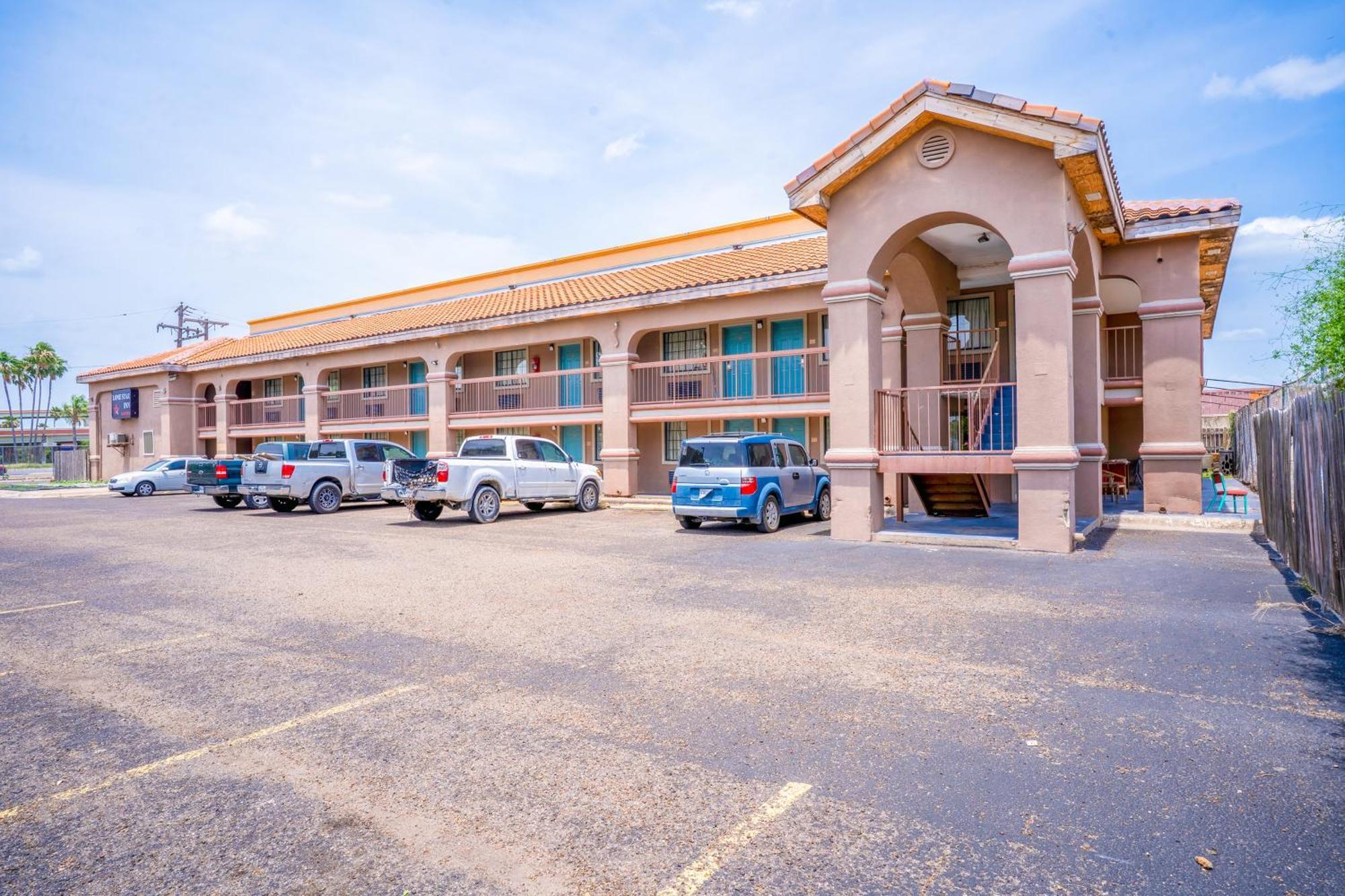 Lone Star Inn & Suites By Oyo Harlingen Tx Kültér fotó